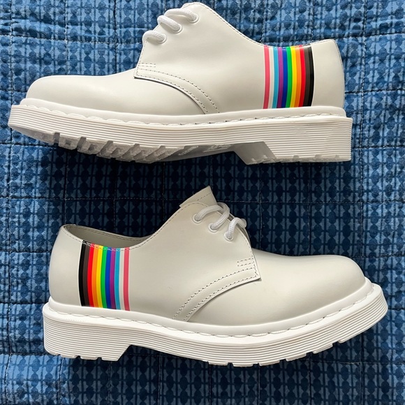 Dr. Martens 1461 Pride Derby Smooth Leather Oxford
Shoes in White Women 6 Men 5 - Picture 2 of 5